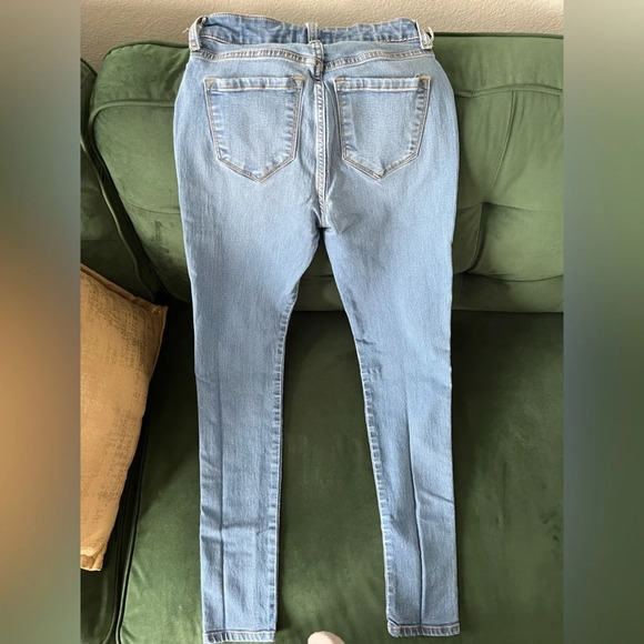 FashionNova Classic Mid-Rise Skinny Jeans - Picture 2 of 3